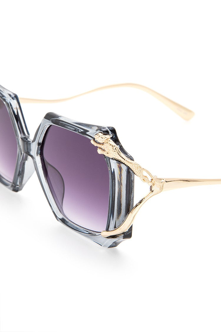 Pussycat Specs